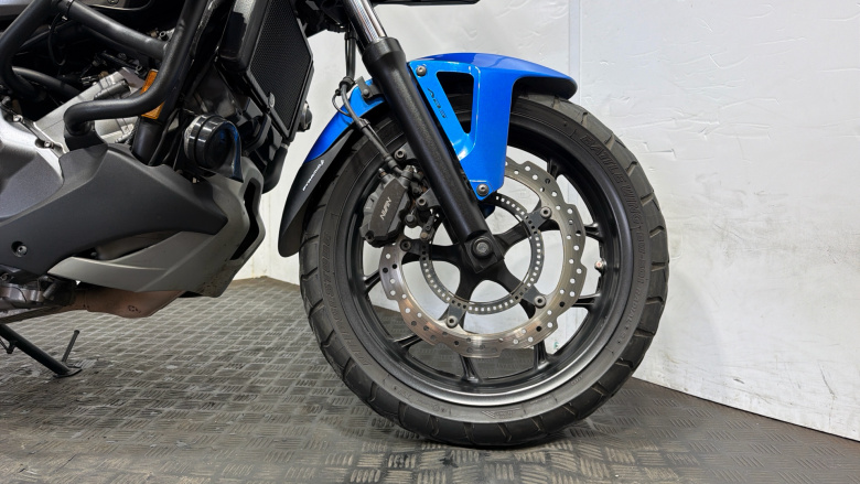 Honda NC750X Manual (20MY)